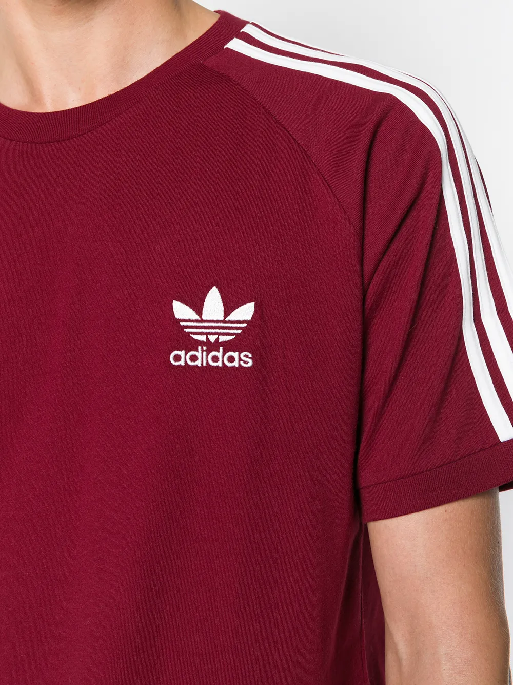 adidas klassiek T-shirt met 3 strepen Rood