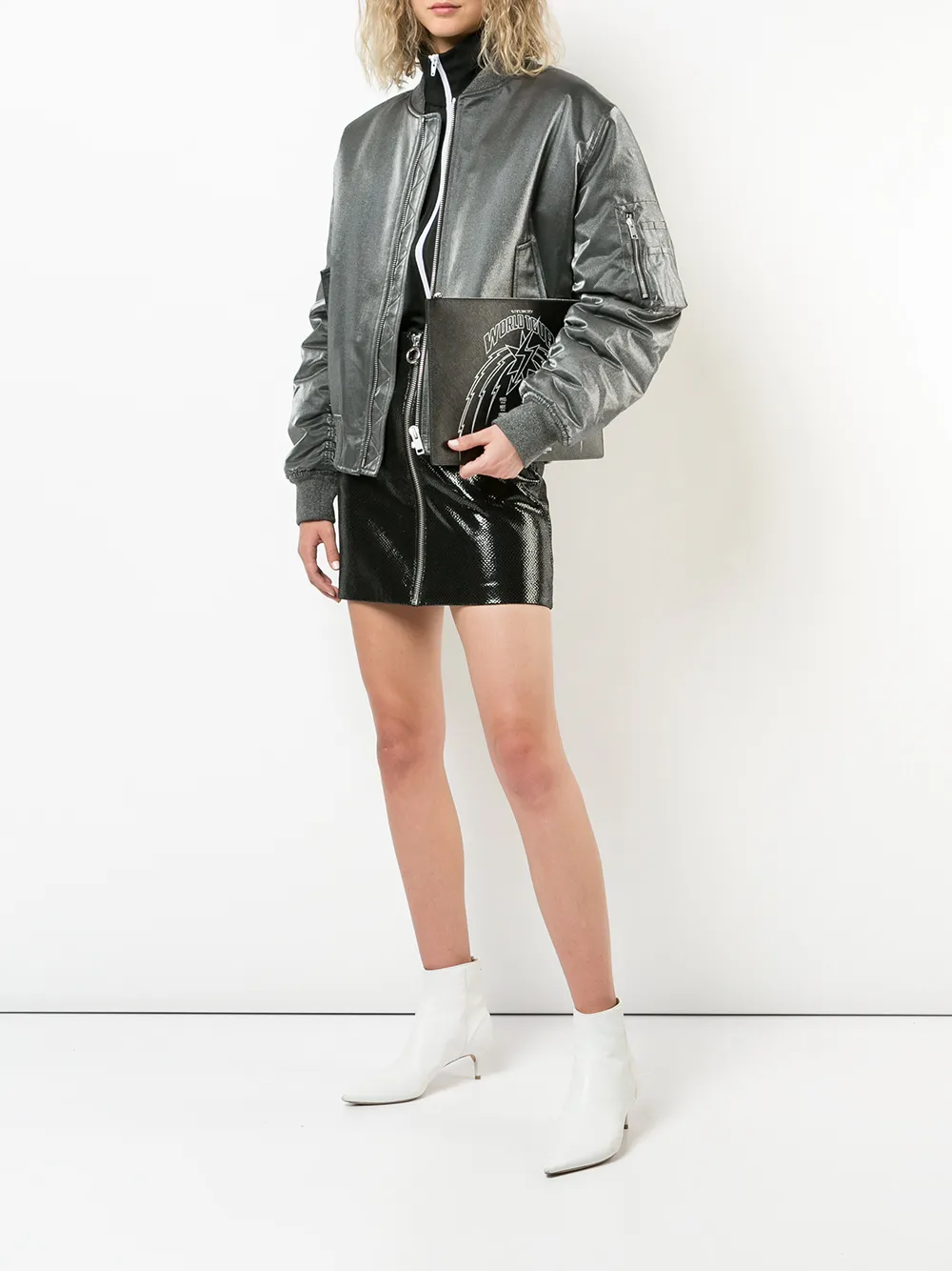  Givenchy Clutch Mit world Tour Logo   Schwarz 