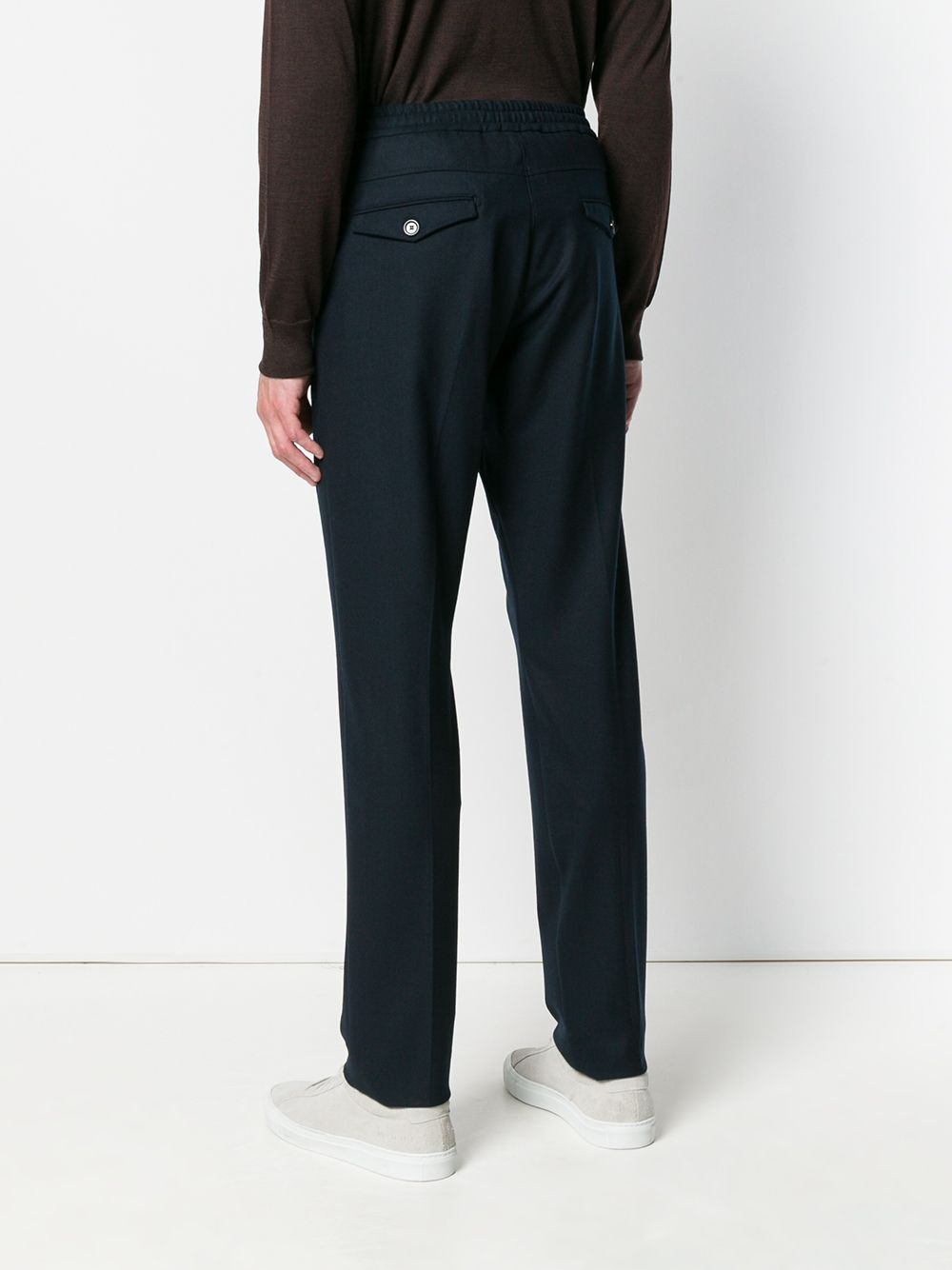 фото Eleventy drawstring tapered trousers