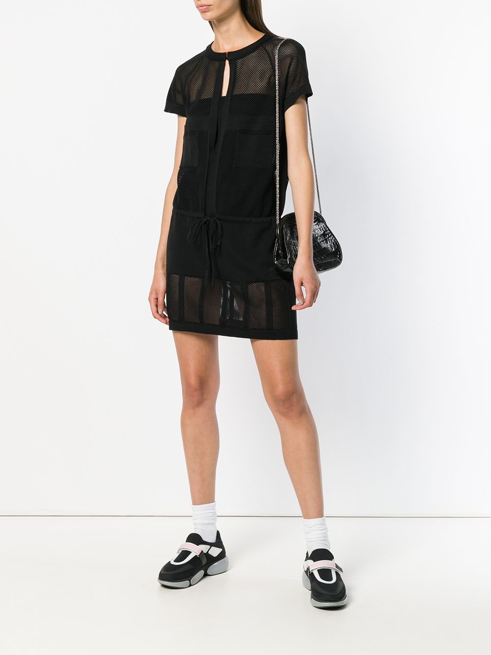 Bespoke your Chanel style dress. #onepiece #onedress #blackdress