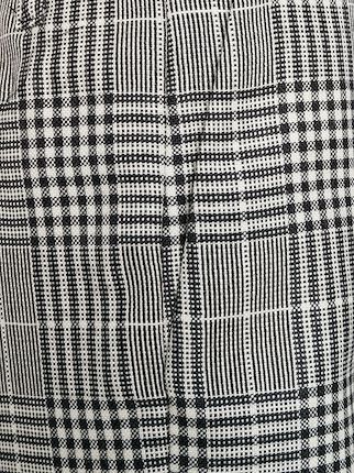 cropped checked flared trousers展示图