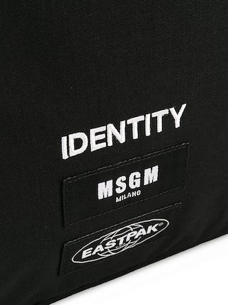 Eastpak X MSGM holdall展示图