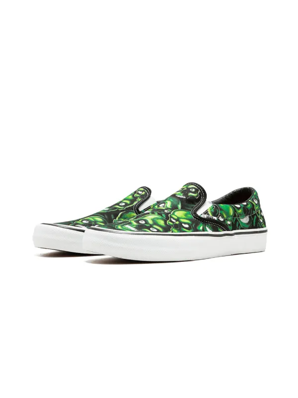 Supreme green hot sale skull vans