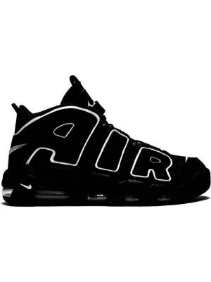 専用NIKE AIR MORE UPTEMPO