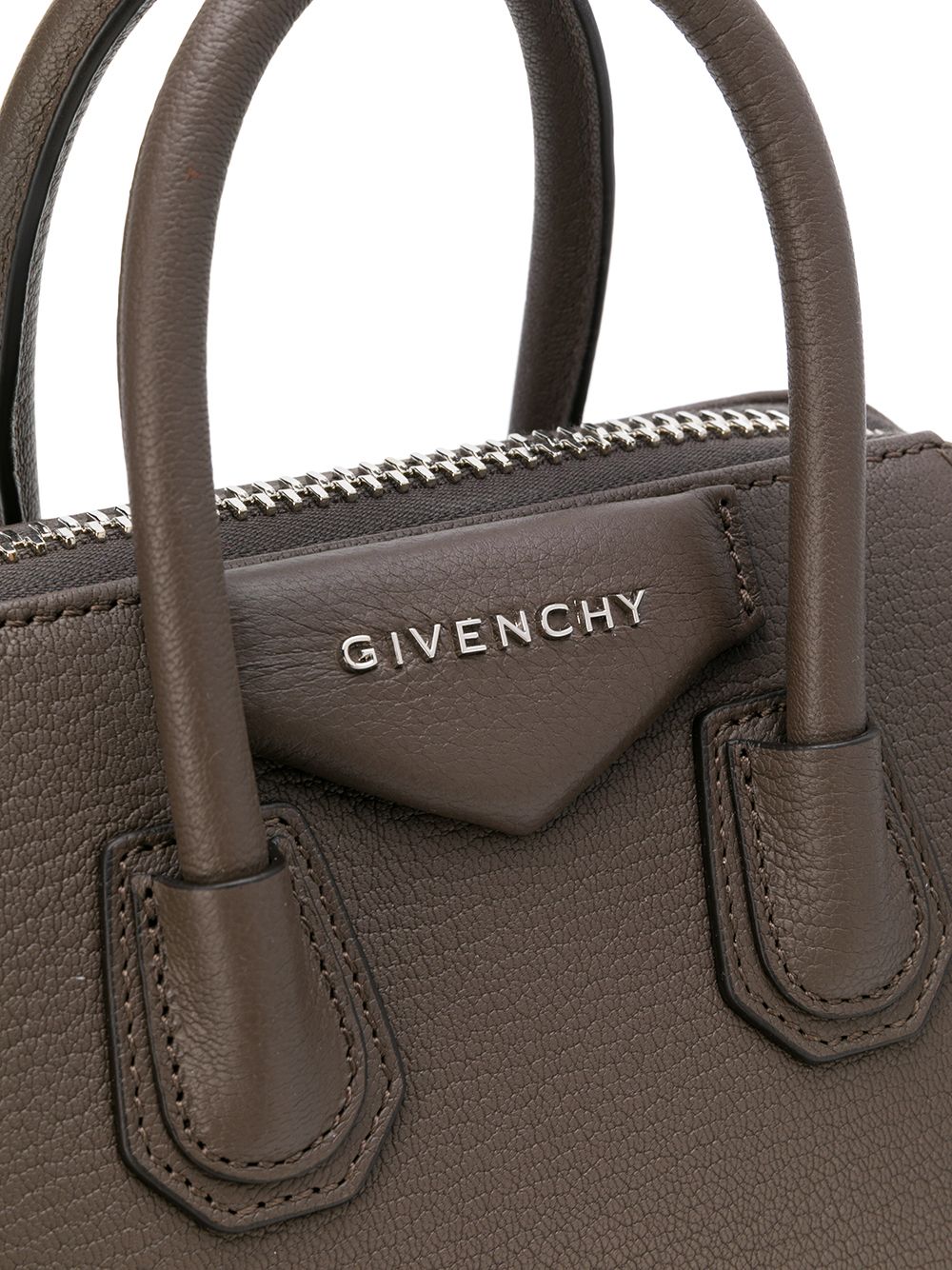 фото Givenchy сумка-тоут с бляшкой с логотипом