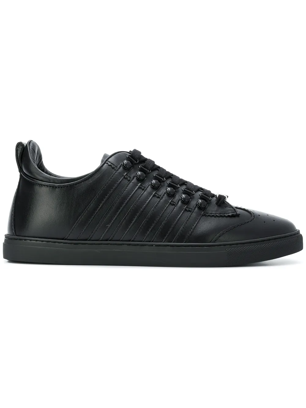 Dsquared2 Hiker Laced Sneakers - Tendenza classica, vale la pena avere Dsquared2 Hiker Laced Sneakers - Tendenza classica, vale la pena avere