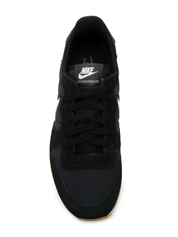 nike internationalist black suede