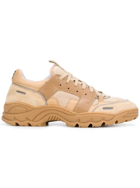 Click to view more detailed imagery on our partner's website Ami Alexandre Mattiussi Beige Running Lucky 9 Sneakers