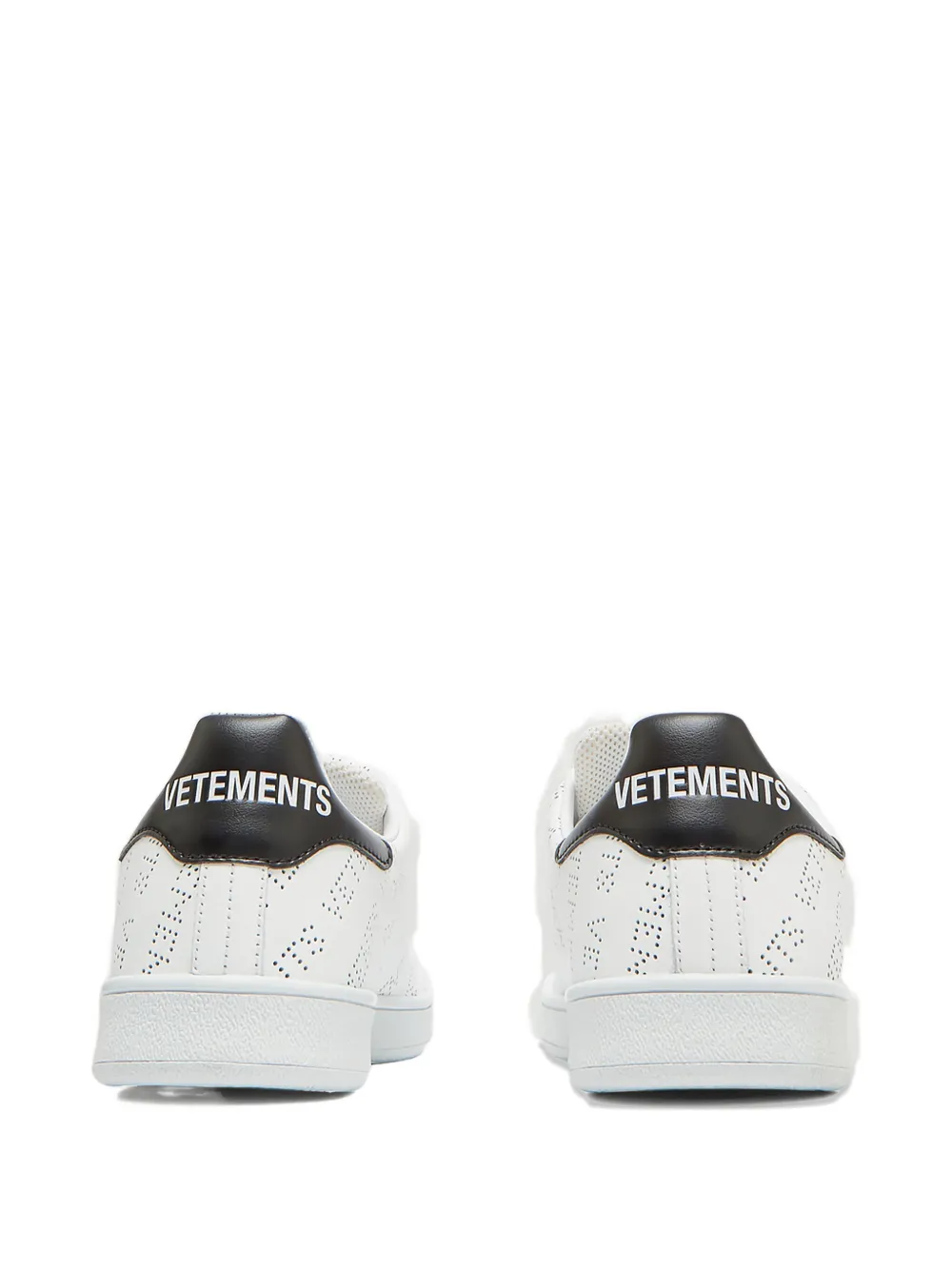 VETEMENTS perforated logo sneakers - Wit