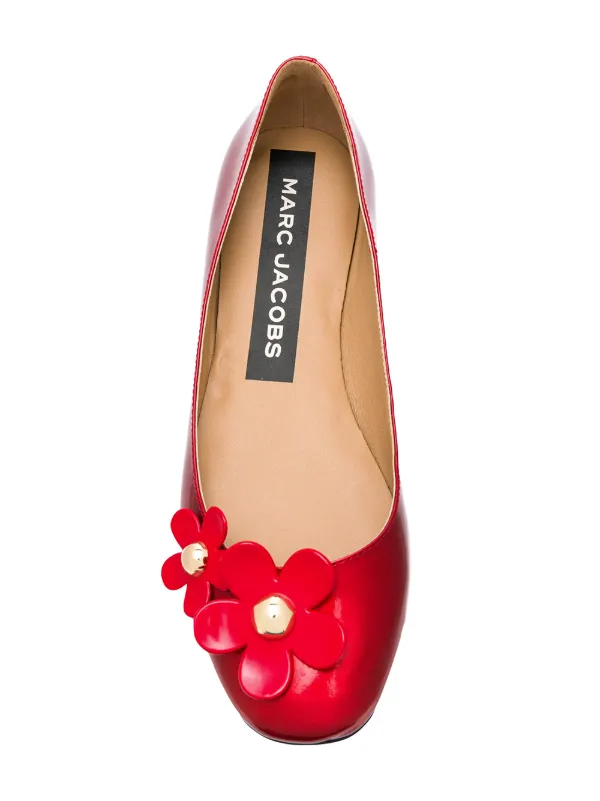 marc jacobs daisy flats