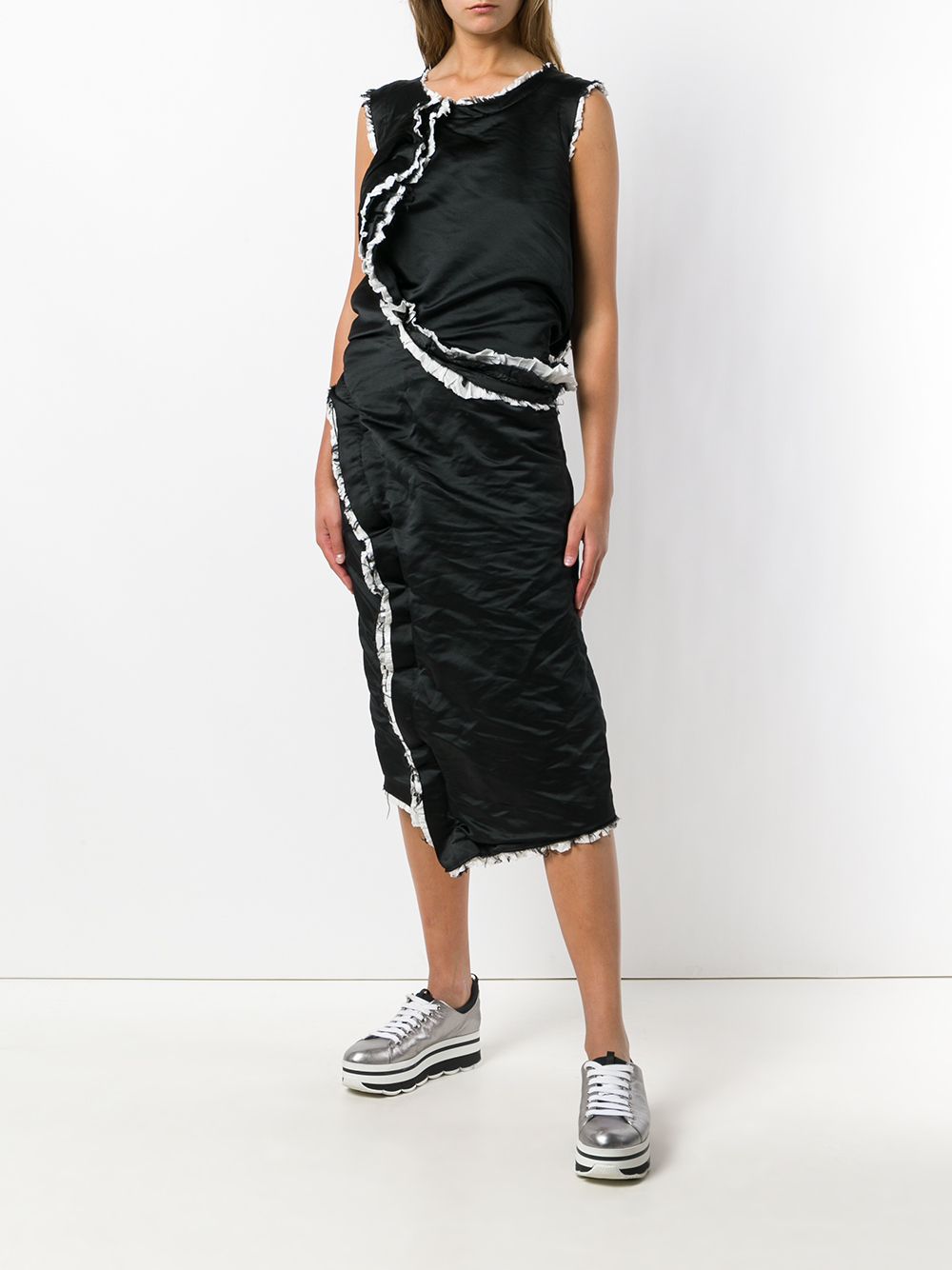 фото Comme des garçons frayed ruffled trim dress