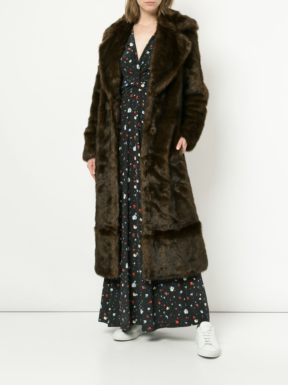 фото Unreal Fur Long Mac coat