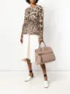 الصورة 2 من Salvatore Ferragamo حقيبة كتف استوديو