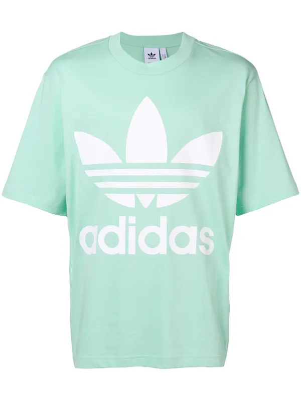 camiseta adidas oversize