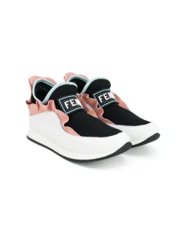 Slip-On-Sneakers mit Rüschen