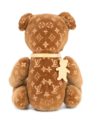 stuffed bear