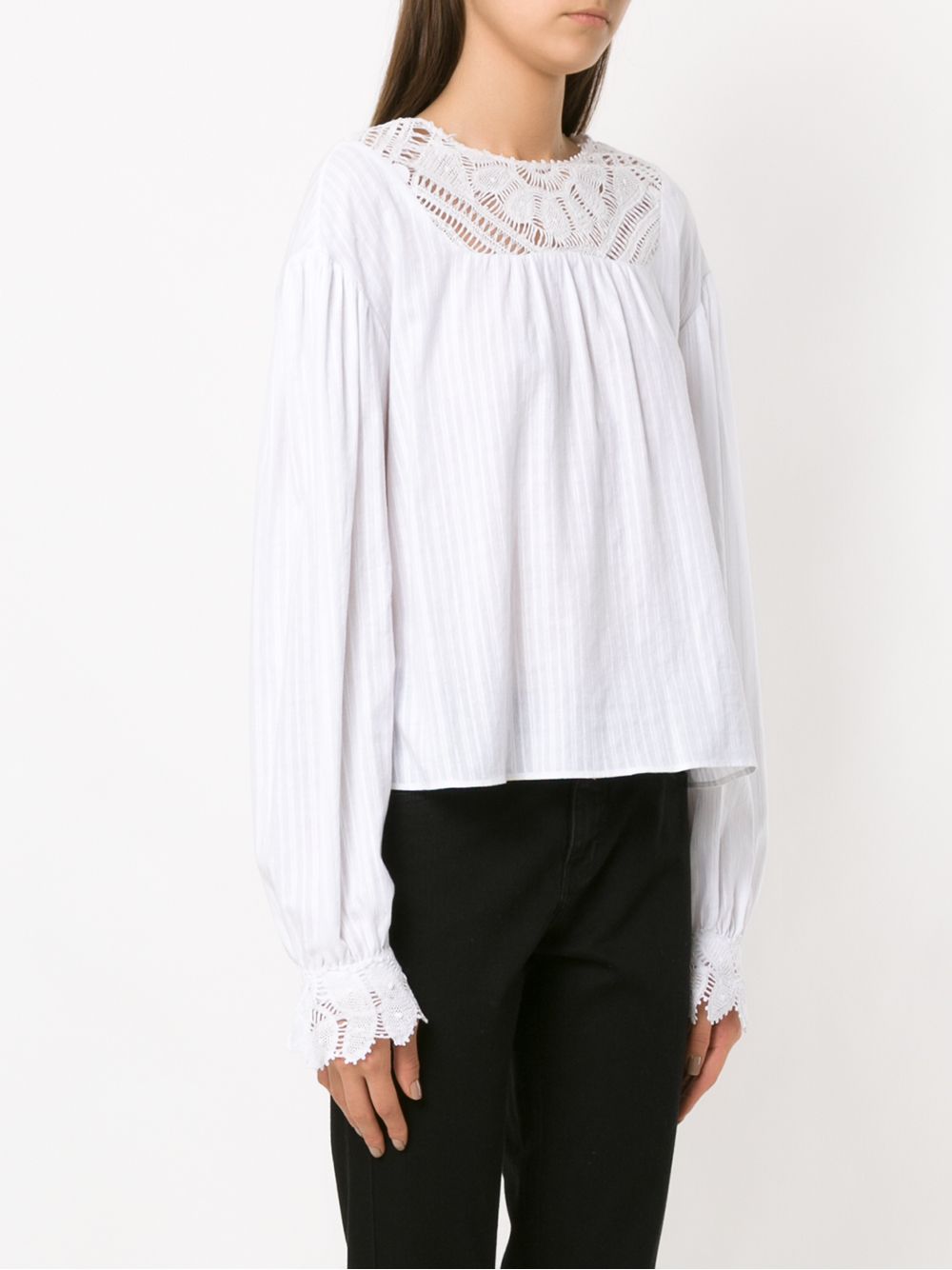 фото Martha Medeiros lace top