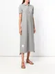 Thom Browne فستان بولو بخطوط في منتصف الظهر