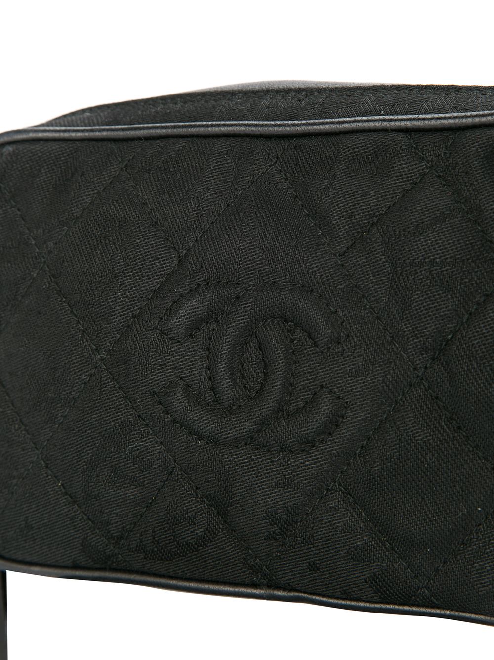 фото Chanel pre-owned сумка на плечо с кисточкой