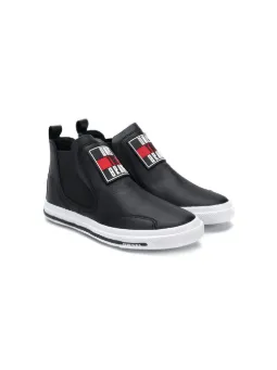 Sneakers mit Slogan