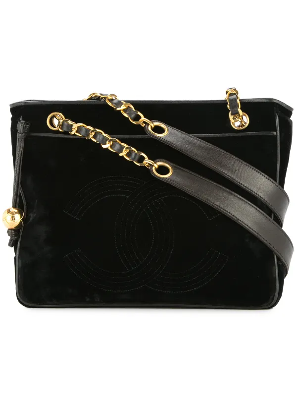 Chanel Pre-owned 1992 CC Logo Shoulder Bag in Black