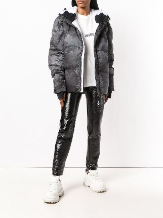 camouflage oversized puffer jacket展示图