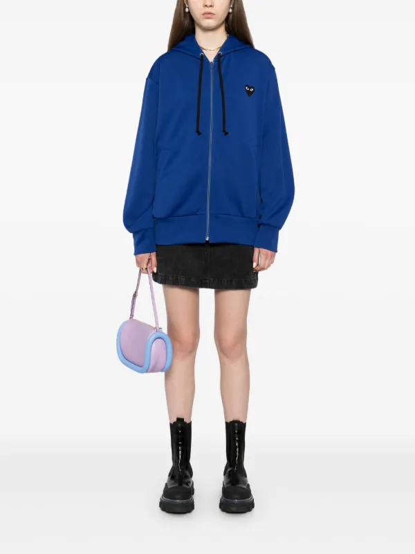 Kapuzenpullover mit Logo