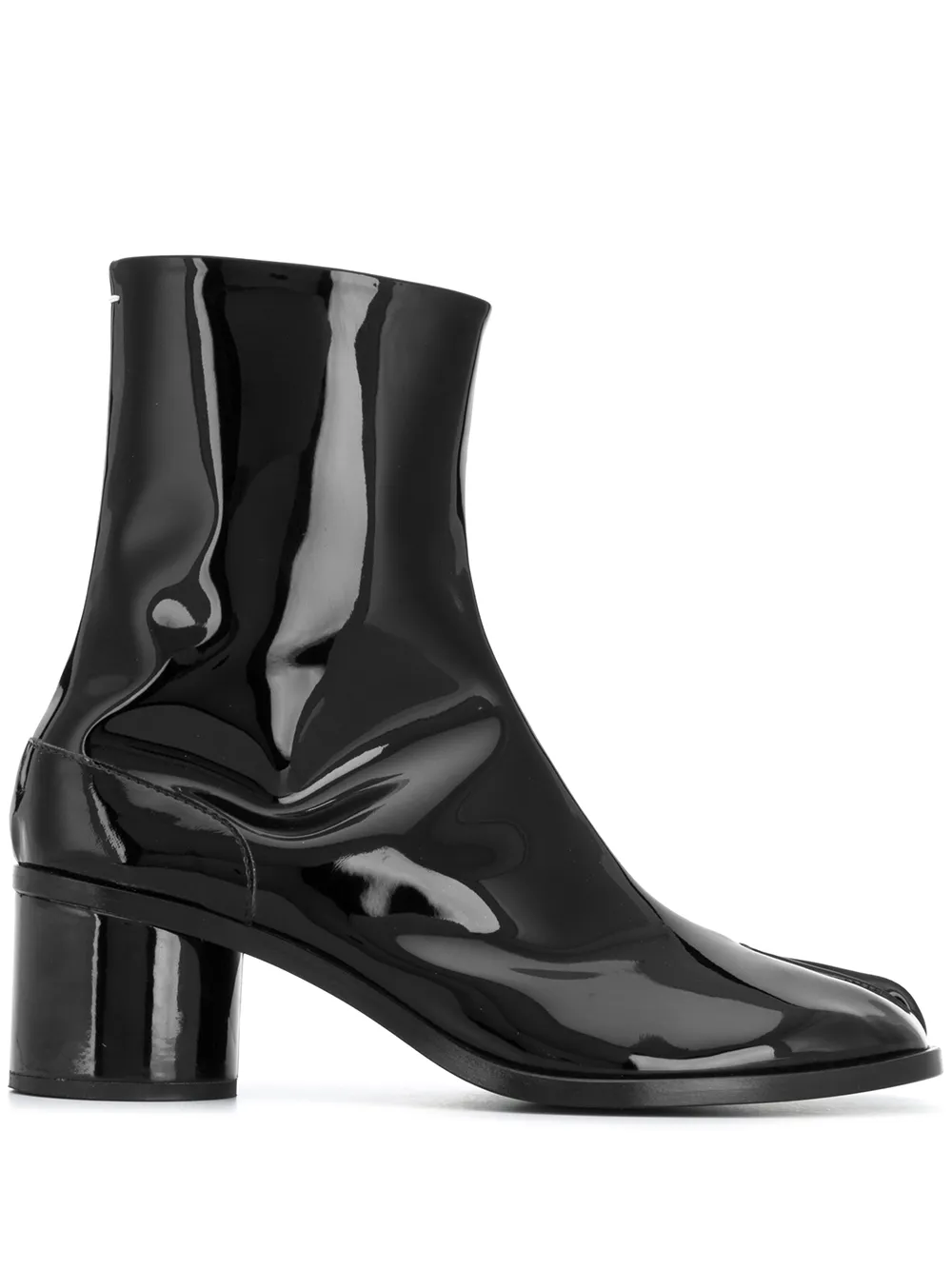 Click to view more detailed imagery on our partner's website Maison Margiela Tabi Split-toe Patent-leather Boots In H1953 Black / Red
