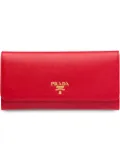 Prada logo-plaque continental wallet - Red