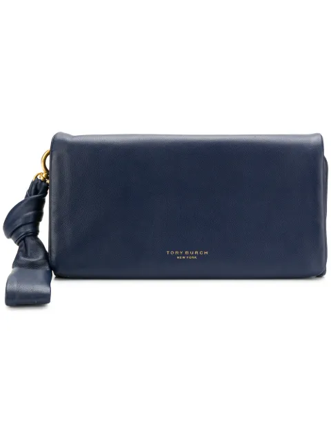 beau wristlet