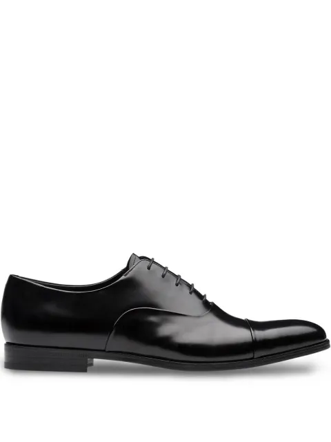 Prada Sapato Oxford em couro escovado