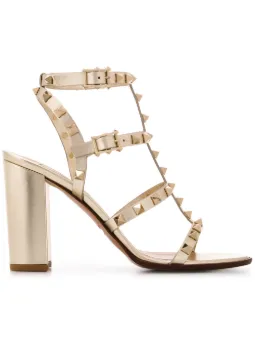 Sandália Valentino Garavani Rockstud