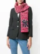 الصورة 2 من Gucci NY Yankees scarf