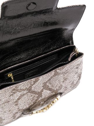 snakeskin effect clutch bag展示图