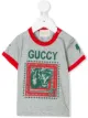 الصورة 1 من Gucci Kids تيشيرت بطبعة شعار Guccy