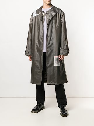 Wanted patches raincoat展示图