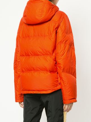 reversible puffer jacket展示图