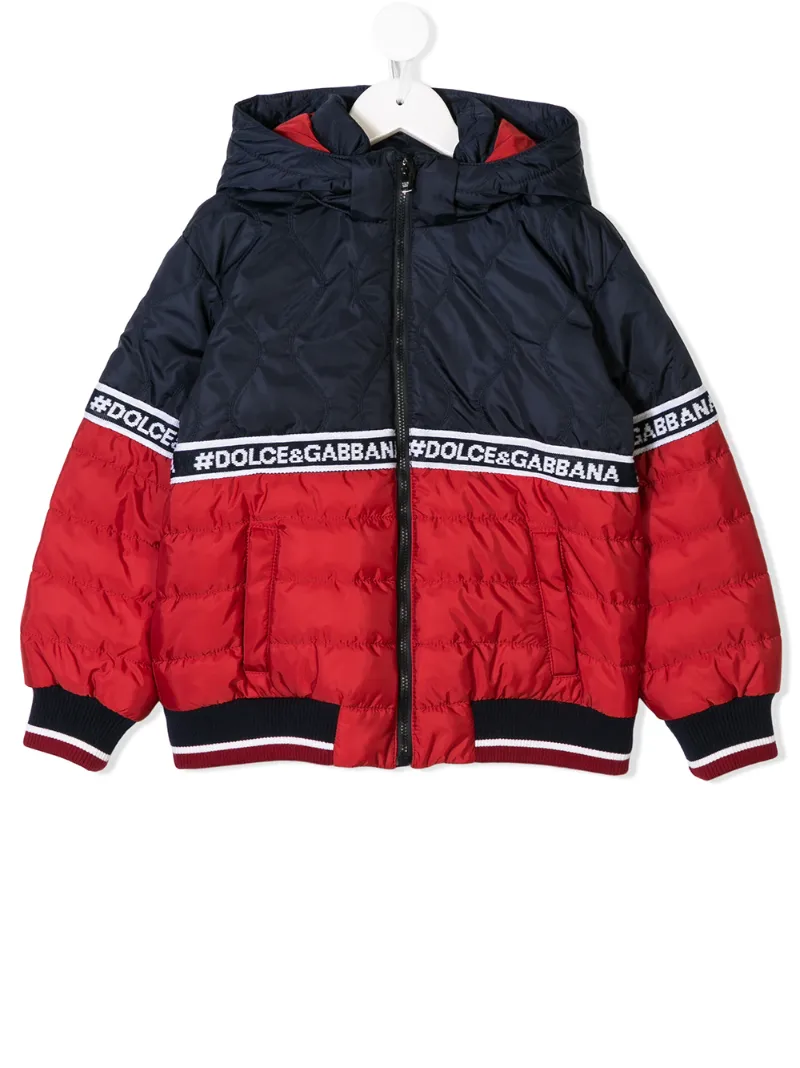 Dolce & Gabbana Kids стеганая куртка с отделкой с логотипами