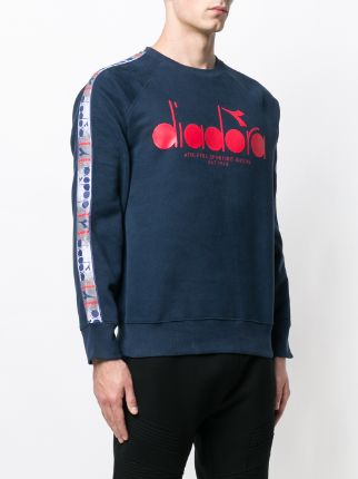 front logo sweater展示图