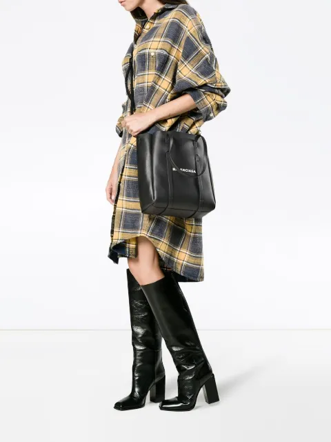 balenciaga xs everyday leather tote