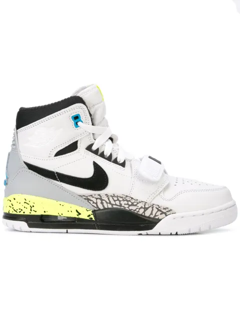 Nike Air Jordan Legacy 312 Sneakers - White In White