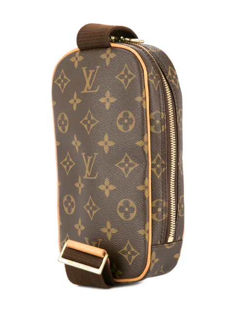louis vuitton bum bolsa outfit