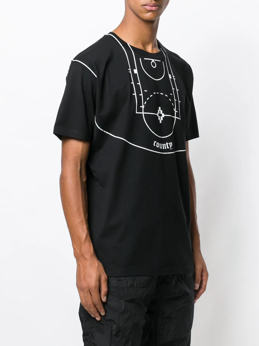 COUNTY OF MILAN NBA Court T-shirt Zwart