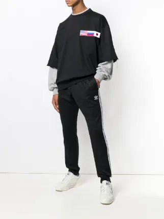 Gosha Rubchinskiy Sweatshirt Mit Flaggen Patch Im Lagen Look Gosha Rubchinskiy Sweatshirt Mit Flaggen Patch Im Lagen Look