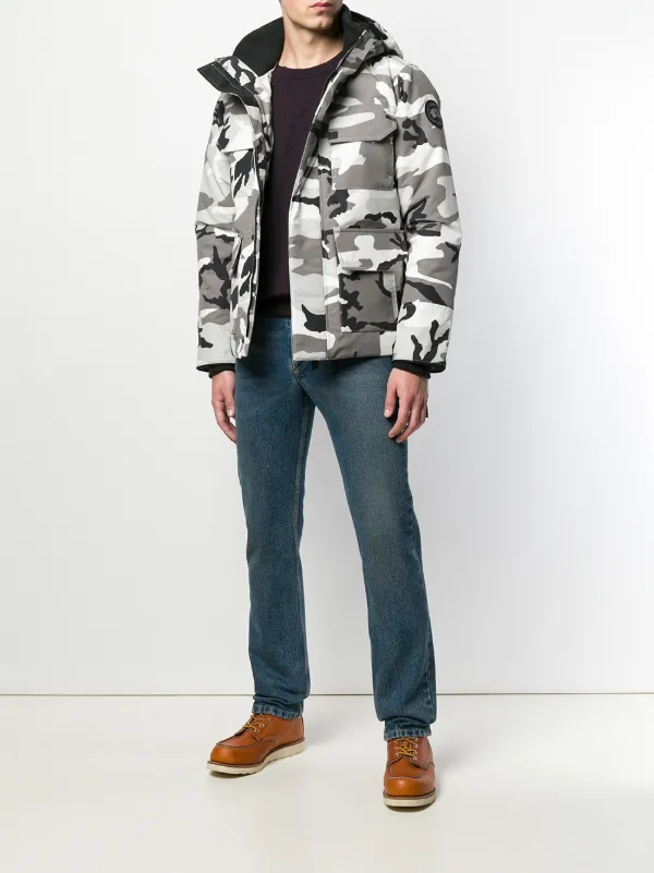 canada goose fur in the rain