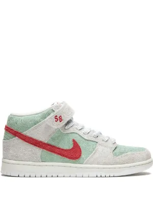 nike sb dunks mids