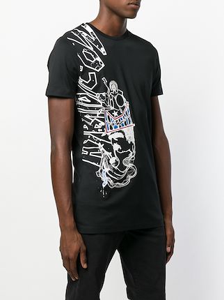 long T-shirt with graffiti graphics展示图