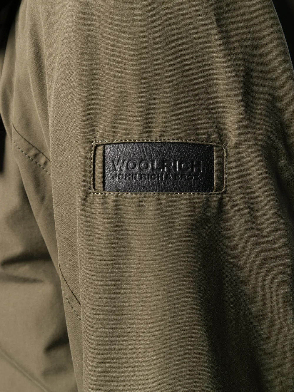 Woolrich hooded down jacket Groen