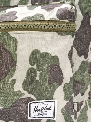 camouflage print holdall展示图