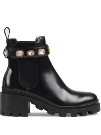 Gucci Leather ankle boot with belt 